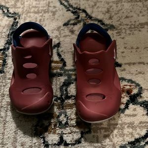 Toddler Nike sandals
